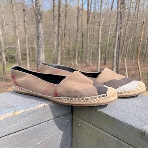 Burberry Hodgeson Check Canvas Flat Espadrille in Classic Check